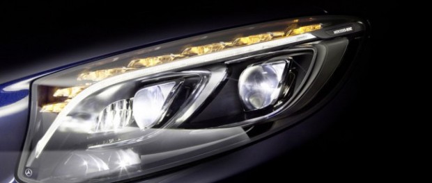 Инновационные светодиодные фары от Mercedes-Benz