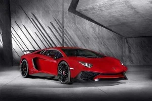 Lamborghini-Aventador-SV-Front