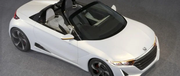 Honda вывела на тесты компактный родстер S660
