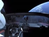 Запущенная в космос Tesla Roadster достигла орбиты Марса