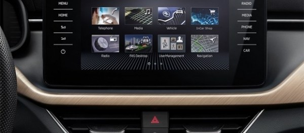 Skoda рассекретила интерьер нового хэтчбека