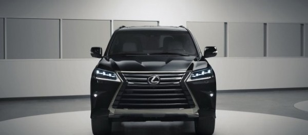 У Lexus LX появилась очень черная версия Inspiration Series