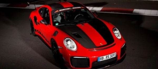 Porsche GT2 RS MR стал самым быстрым дорожным автомобилем Нюрбургринга