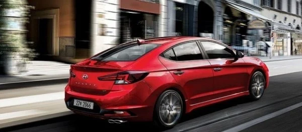 «Треугольная» Hyundai Elantra обзавелась «заряженной» версией
