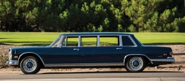 Редчайший лимузин Mercedes 600 продадут по цене суперкара
