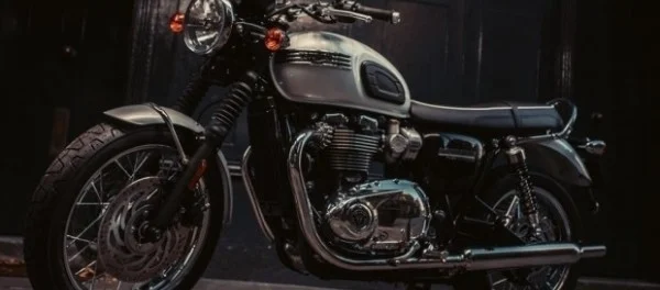 Мотоцикл Triumph Bonneville T120 Diamond Edition