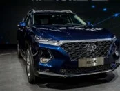 Другой Hyundai Santa Fe: он больше и у него есть сканеры отпечатка пальца