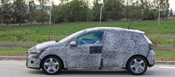 Renault вывела на финальные тесты новый хэтчбек Clio