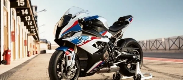 Представлен новый мотоцикл BMW S1000RR 2019