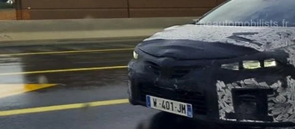 Бестселлер Renault в Европе: без кардинальной смены имиджа и с дизелем вместо электроверсии