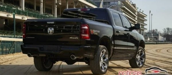 Выпуск Fiat Toro будет осуществляться под новым названием Ram 1000