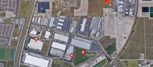 Tesla расширяет границы: компания построит в Северной Калифорнии гигантский центр сбыта