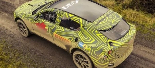 Aston Martin опубликовал фотографии своего первого кроссовера