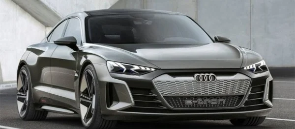 Audi привезла в Лос-Анджелес 590-сильного соперника Tesla Model S