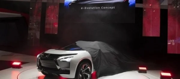 Mitsubishi показали приемника линейки Evolution на автосалоне в Лос-Анджелесе