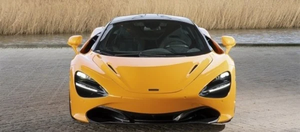 McLaren выпустил особый суперкар в честь первой победы в Формуле-1