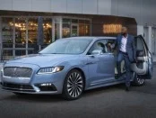 Lincoln представила юбилейную версию седана Continental с «суицидальными» дверями