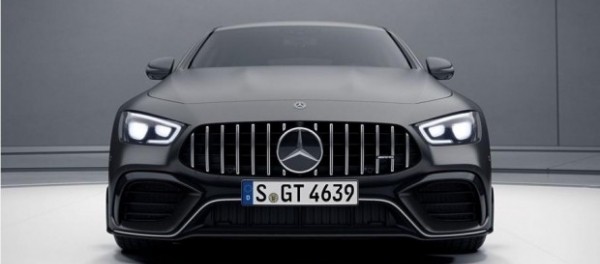 Фото самого «нафаршированного» Mercedes-AMG GT 63 S