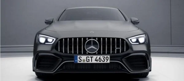 Фото самого «нафаршированного» Mercedes-AMG GT 63 S