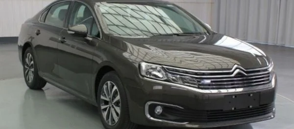 Автомобильный бренд Citroen обновил свой флагман C6