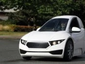Странный трехколесный электромобиль SOLO EV вызвал неожиданный спрос у покупателей
