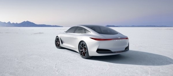 Infiniti показала первое изображение электрического кроссовера
