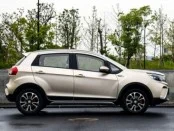 Еще один обновленный китайский кроссовер Geely Vision X3 готовится к премьере
