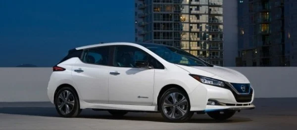Nissan представил новый Leaf E+