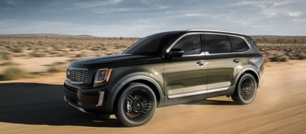 KIA представила восьмиместный кроссовер Telluride