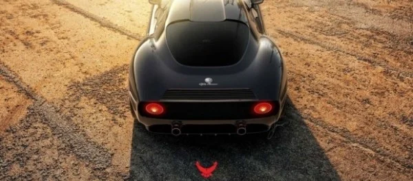 Тюнинг спорткара Alfa Romeo 4C в ретро-стиле