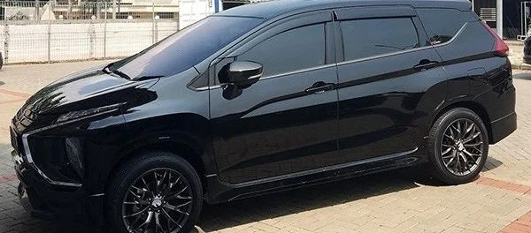 «Внедорожный» компактвэн Nissan Livina повторит Mitsubishi Xpander?