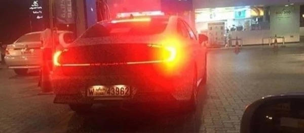В Сети появились фотографии новой Sonata с огромными фонарями
