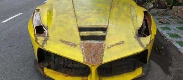 Найдена самая худшая в мире реплика Ferrari LaFerrari