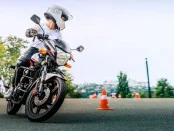 Как научится управлять мотоциклом?