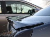 Как багажные спойлеры влияют на управляемость автомобилем?