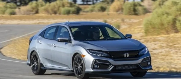 Компания Honda обновила хэтчбек Honda Civic