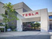 Tesla запатентовала технологию лазерных дворников