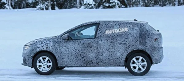 Dacia Sandero нового поколения заметили на тестах
