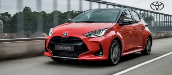 Абсолютно новый Toyota Yaris гибрид