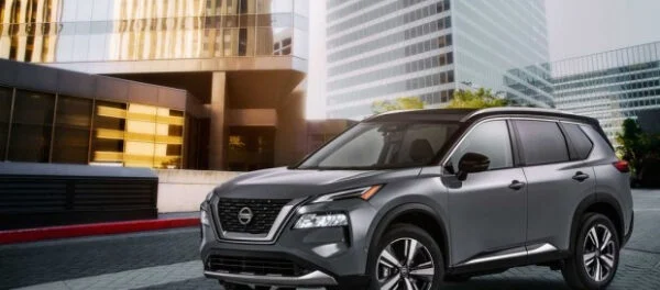 Хочешь новый X-Trail? Прокатись сперва на RAV4