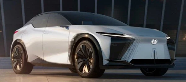 Быстрый, но ненастоящий: новый электрокар Lexus