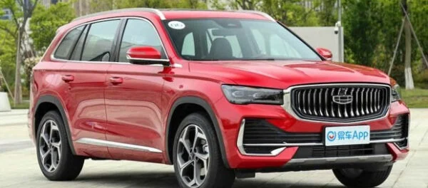 Geely начала продавать огромный дешевый кроссовер