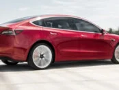 Tesla Model 3 не справилась с индийскими дорогами