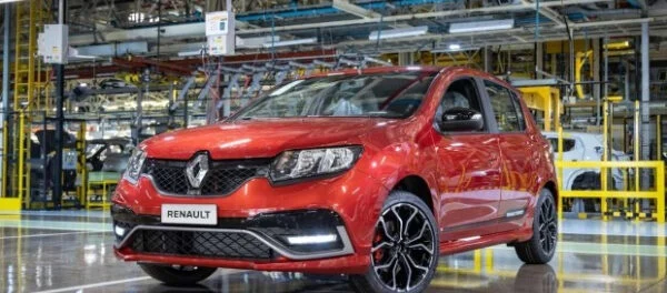 Renault отказалась от «заряженного» Sandero