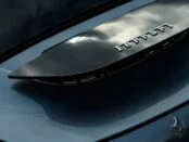 Первый кроссовер Ferrari