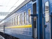 Экономные поездки на поезде: где купить ж/д билеты?