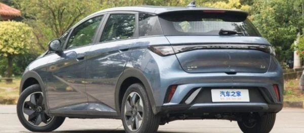 BYD Dolphin отримає версію Honor Edition