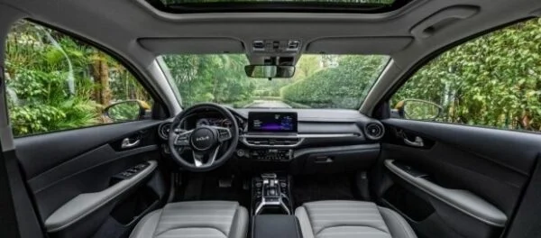 KIA представила недорогу спецверсію седана K3