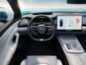 Xiaomi показала салон свого першого автомобіля