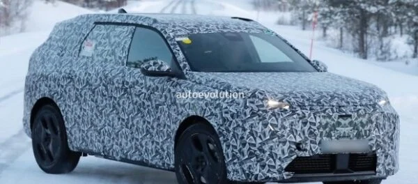 Peugeot готує нову версію кросовера 5008